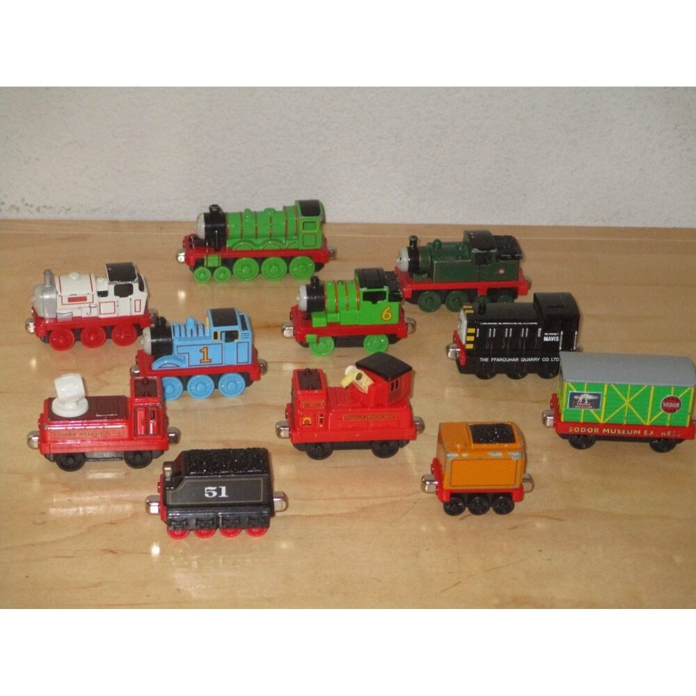Thomas and Friends Die Cast Train Engine and Various Other Cars Lot of 11 Good